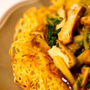 Oyster-Sauce-Beef-Pan-Fried-Noodles