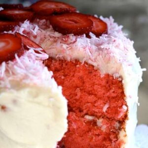 STRAWBERRY-COCONUT-LAYER-CAKE