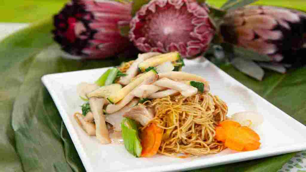Mauna Harvest Cake Noodle by Chef Tylun Pang • Cooking Hawaiian Style