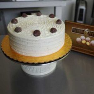 Papaluas-Fudge-Coconut-Mele-Mac-Cake-Recipe