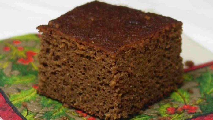 GINGERBREAD-SNACKING-CAKE
