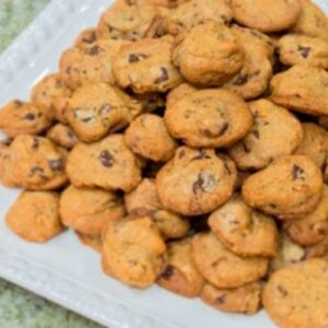 Wally-Amos-Chocolate-Chip-Macadamia-Nut-Cookies-Recipe