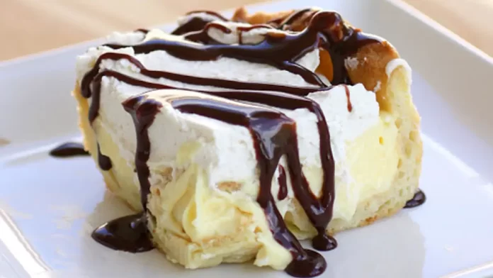 CHOCOLATE-ECLAIR-CAKE