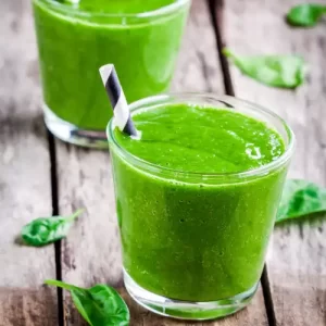 healthy-green-spinach-smoothie-recipe-by-Chad-Auloa-Cabral