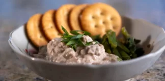 Aliʻi Fish Market Ahi Spread Pupu by James Roache Ali Fish Market Ahi Spread Pupu by James Roache